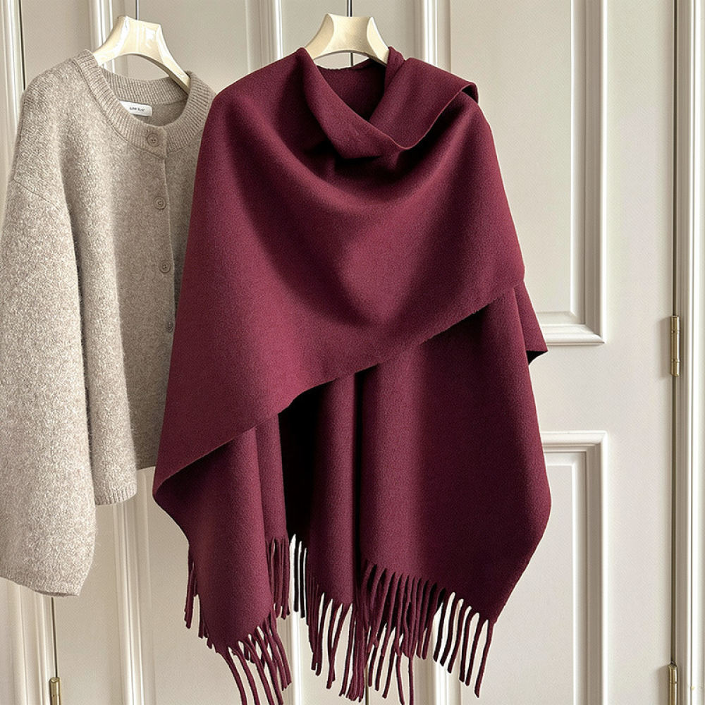 Thickened Woolen Cape Shawl Wo - огляд і ціна Women Fashion Photoshoot